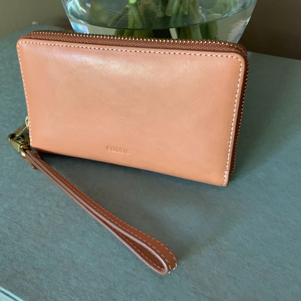 Fossil Emma Zip Around Clutch